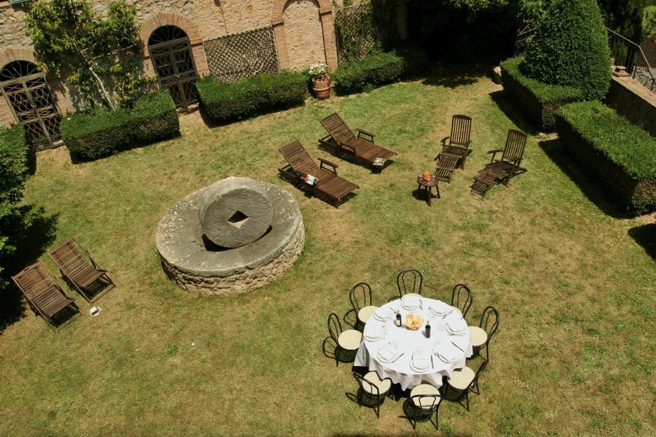 Castello Di Sovicille - Residenza D'Epoca Bed and Breakfast Eksteriør billede