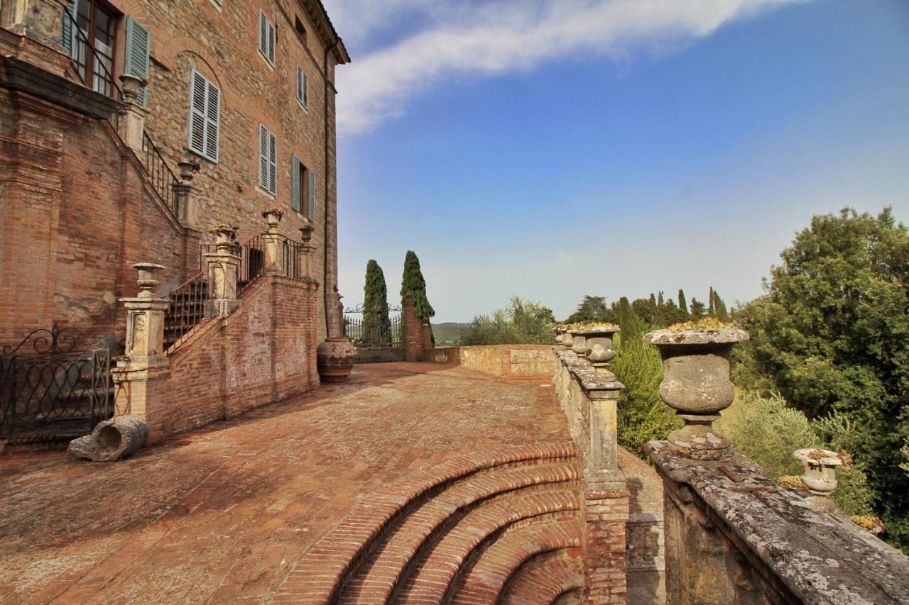 Castello Di Sovicille - Residenza D'Epoca Bed and Breakfast Eksteriør billede