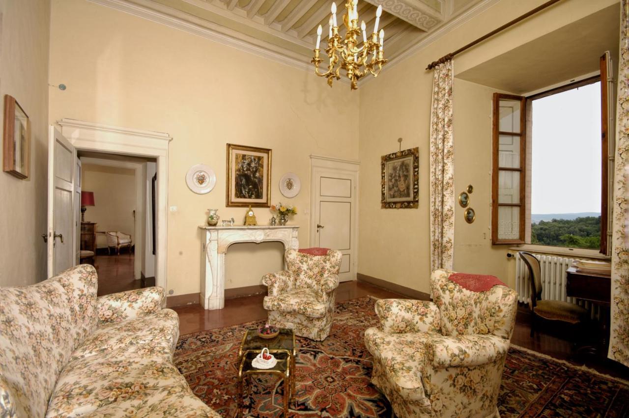 Castello Di Sovicille - Residenza D'Epoca Bed and Breakfast Eksteriør billede