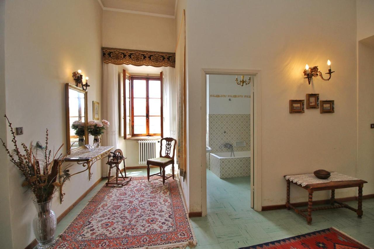 Castello Di Sovicille - Residenza D'Epoca Bed and Breakfast Eksteriør billede